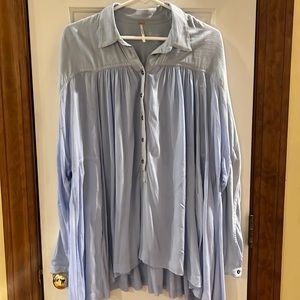 Light blue button down with a free people with pockets